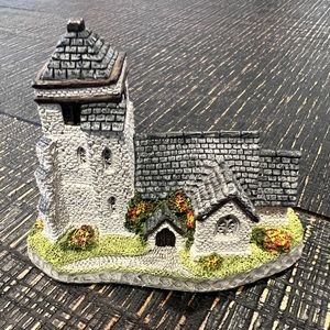 David Winter Cottages ; St.George’s Church